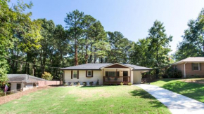 Lavish Living - 8 mins from Braves Stadium w/King